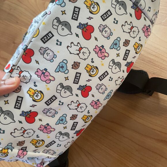 BT21 Universtar All over Print Loungefly Style Bag. Miniso Direct & Discontinued - Picture 3 of 16
